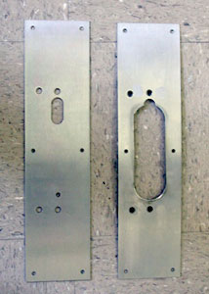 Yale Au581f Lever Trim With Escutcheon Plate Nightlatch Access By Key Yale Panic Trim