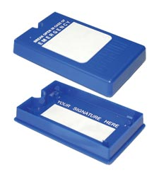 Open blue box before sealing. In an emergency, strike the KeyController box on the corner of a desk or other hard surface to break open.