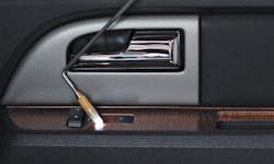 Photo 1. The TT1200 Jiffy-Jak light can be attached to the end of a long-reach car opening rod Photo 1. The TT1200 Jiffy-Jak light can be attached to the end of a long-reach car opening rod