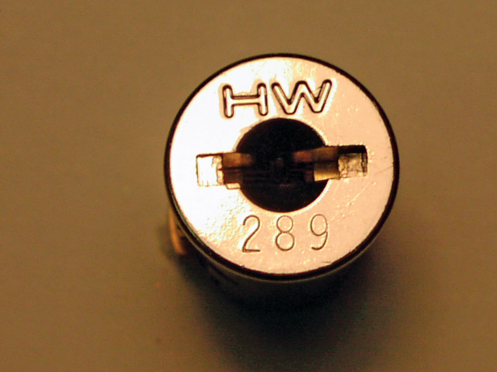'HW' is clearly stamped on the plug face