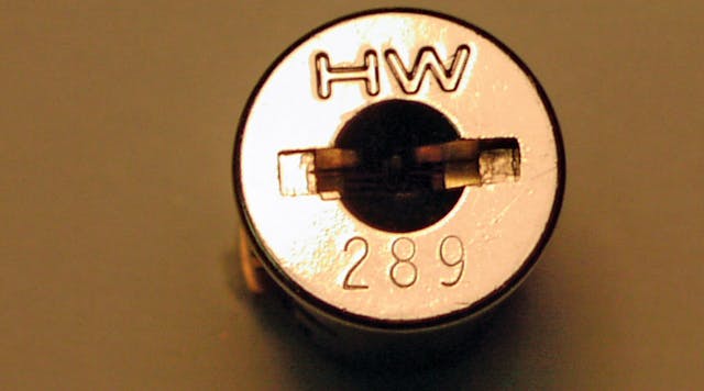 &apos;HW&apos; is clearly stamped on the plug face