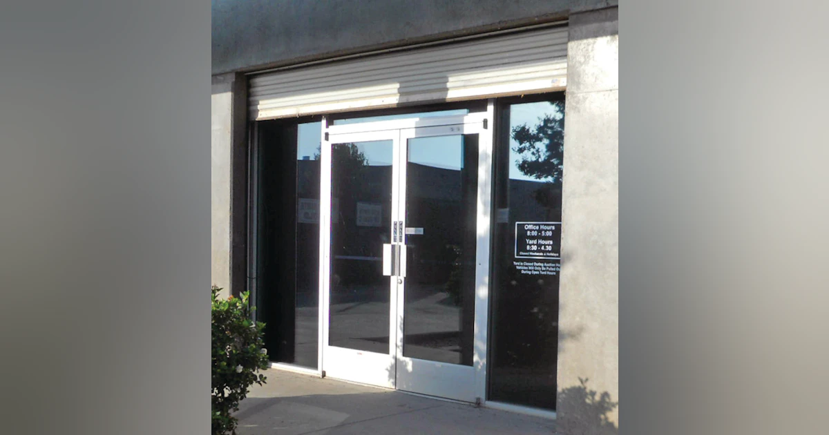 An Overview: Aluminum Stile Glass Storefront Doors | Locksmith Ledger