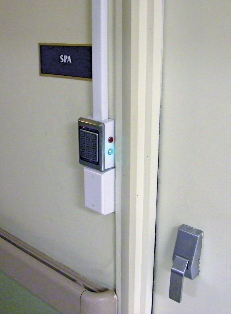 Essex SKE 34 keypad used for controlling maglocks