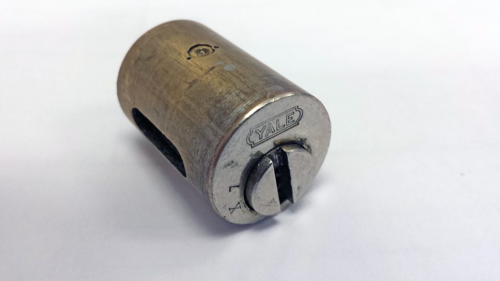 Lock had Yale logo on the face and code number X7