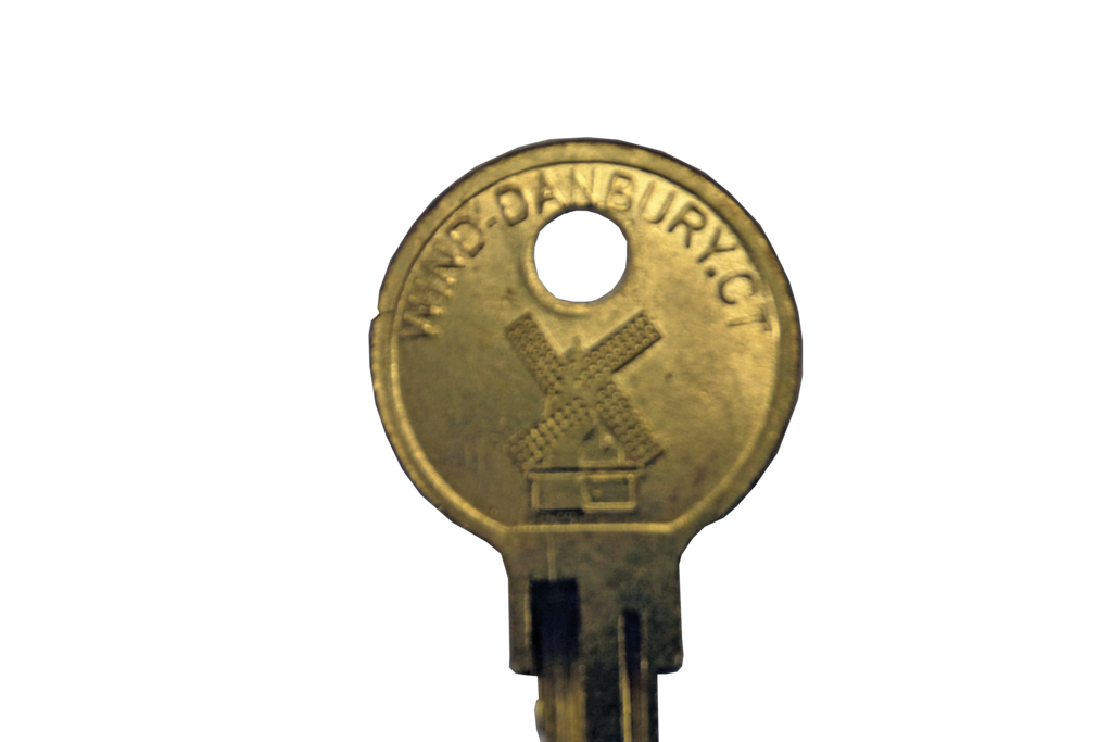 Staples is selling office furniture with 'Wind' locks