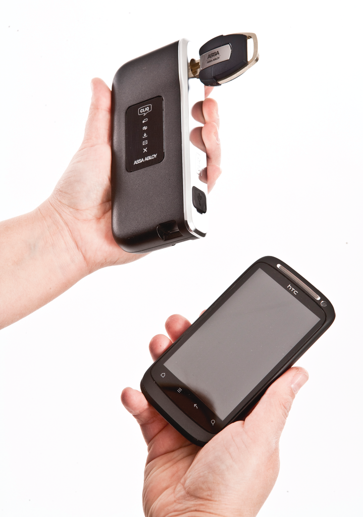 Hand Med Mobil Och Uppdaterare 11503463