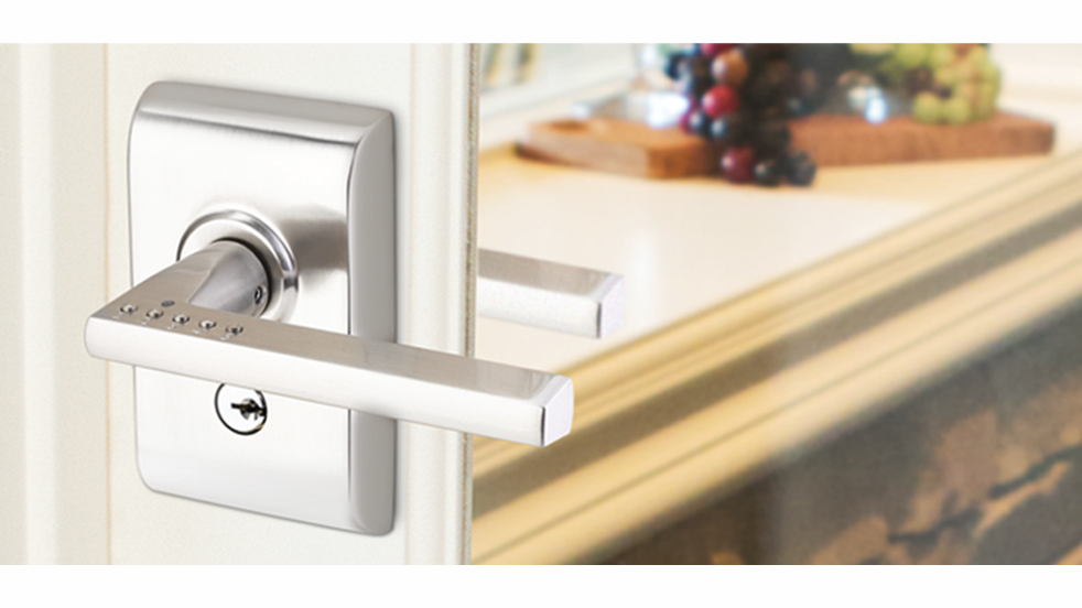 Emtek Liscio: keypad discreetly placed on lever