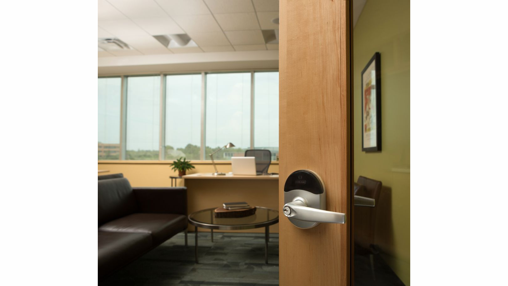 Office01 For Web 542b551bc7253