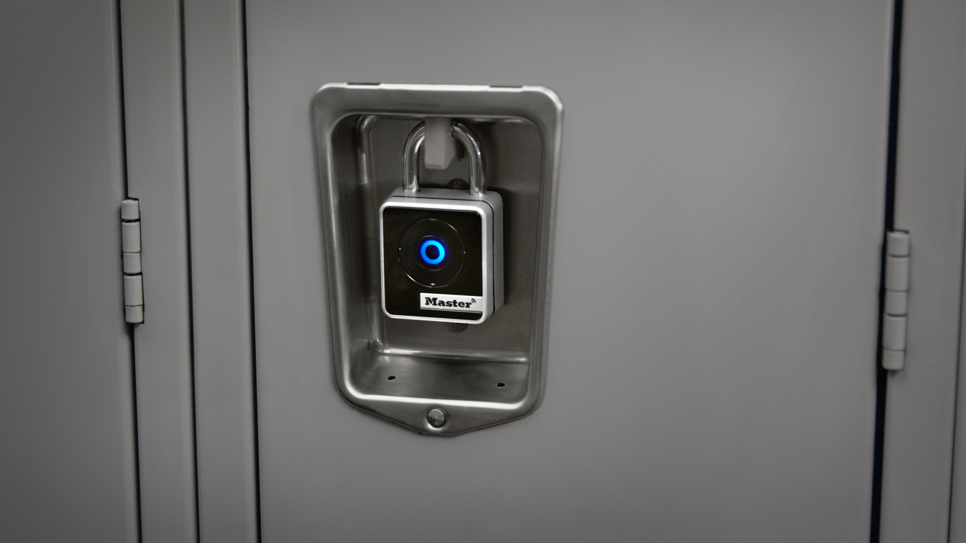 MLock Bluetooth 4400 locker lock 56e83913be079