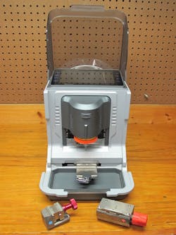 Photo 1. Condor XC Mini machine from Xhorse Photo 1. Condor XC Mini machine from Xhorse