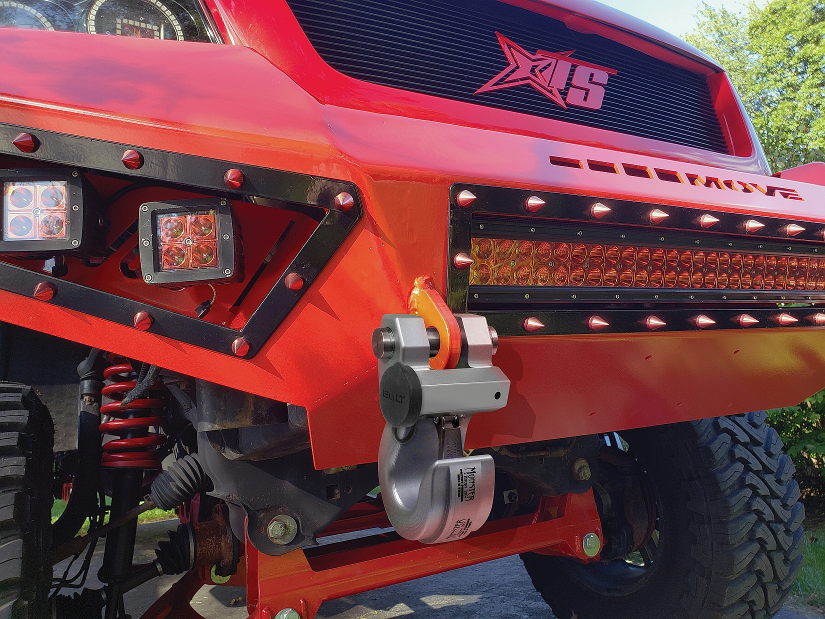 BOLT Monster Hook Application 1 5c0053c99929f