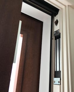 Slider mag lock Slider mag lock