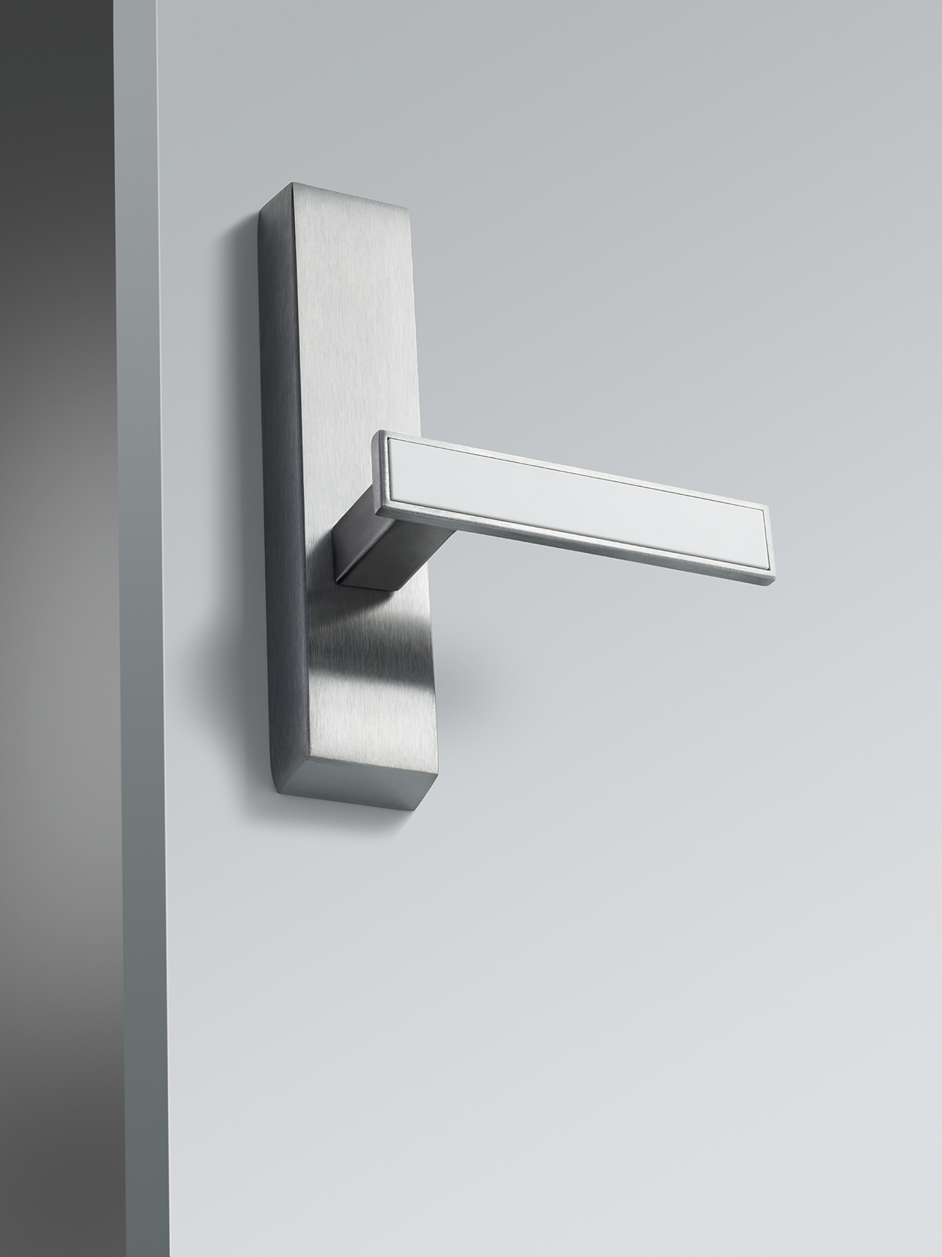 EcoFlex&trade; electrified exit trim from Corbin Russwin and SARGENT offers a 95-percent reduction in energy usage compared to standard electrified exit trims