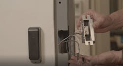 Image 4: Connecting the reader with the strike Image 4: Connecting the reader with the strike