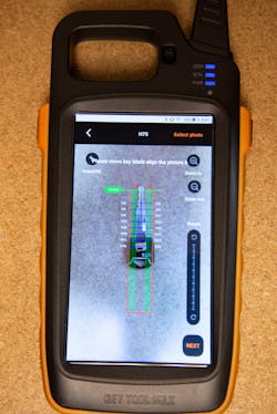 Images 5 and 6: Adjusting for alignment and depth is necessary after taking an image. Images 5 and 6: Adjusting for alignment and depth is necessary after taking an image.