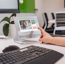 The Paxton Entry monitor uses PoE. The Paxton Entry monitor uses PoE.