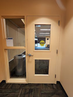 Image 2: The door where we installed the LCN 6400 COMPACT was in good working order. Image 2: The door where we installed the LCN 6400 COMPACT was in good working order.