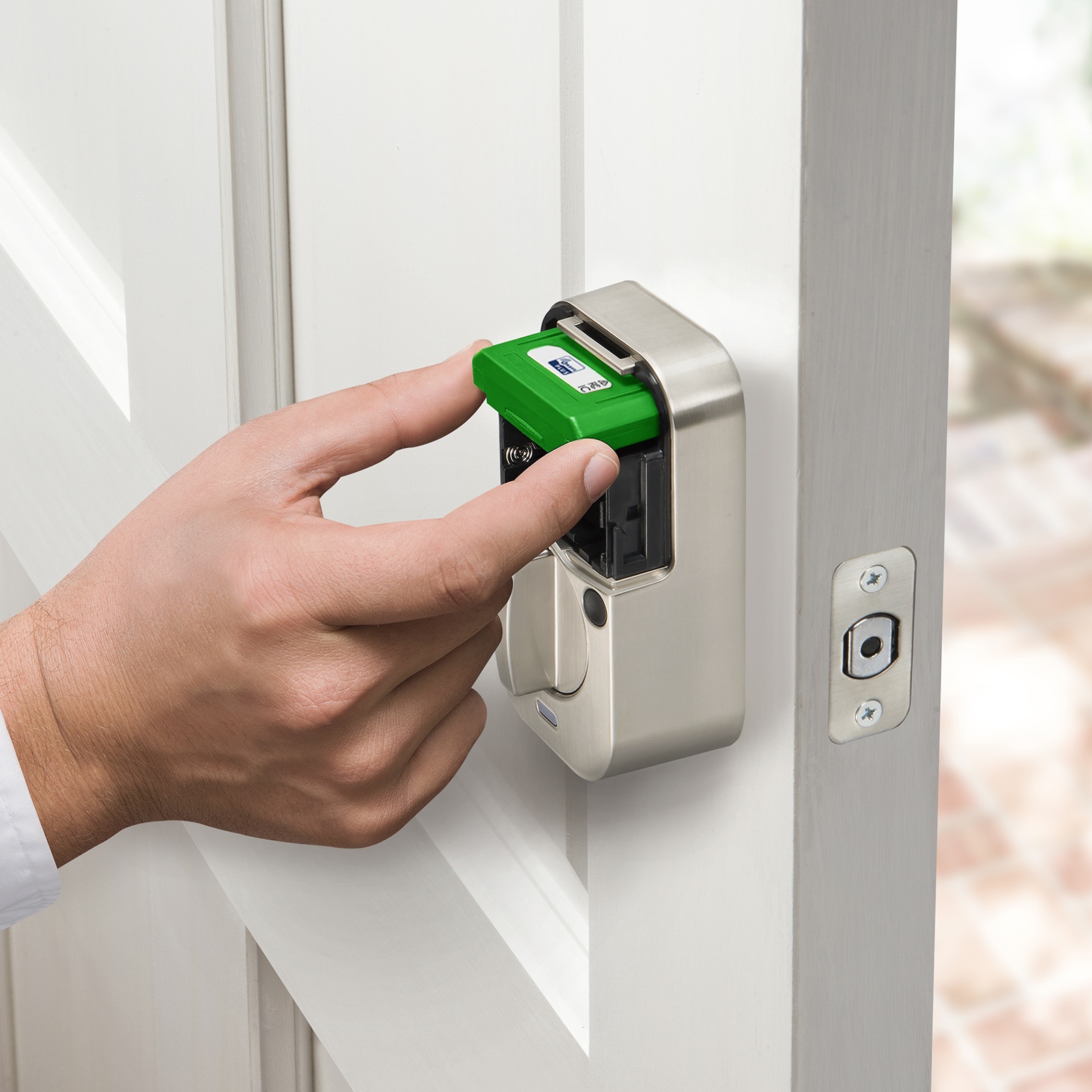 Yrd400 Interior 619 Door Zwave Green 1600px