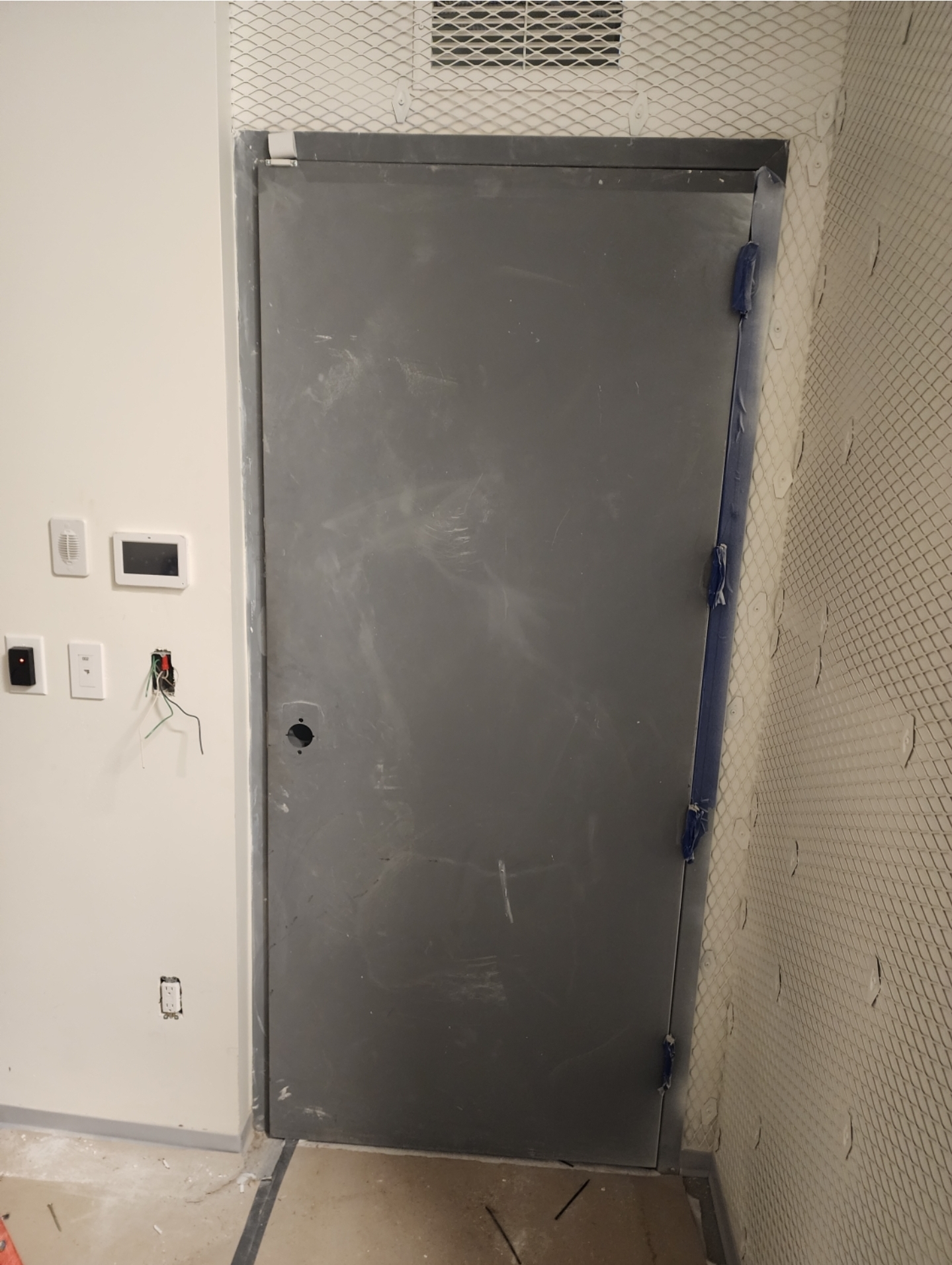 Photo 1. Opening 'before'