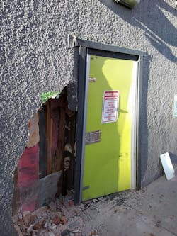 Securitech’ s Trident multi-point exit lock is effective in preventing forced entry., even if the wall is not! Securitech’ s Trident multi-point exit lock is effective in preventing forced entry., even if the wall is not!