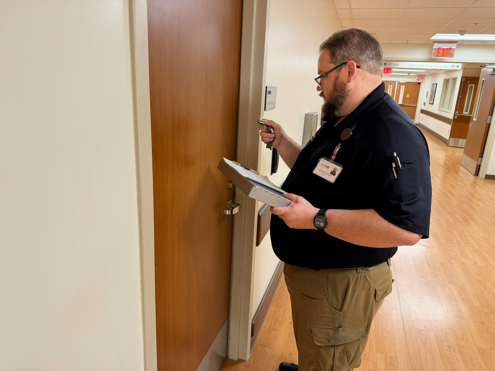 Jacob Turnbow doing a door and core audit.