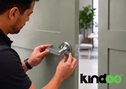 Kindoo battery-operated door handle with built-in access control functionality