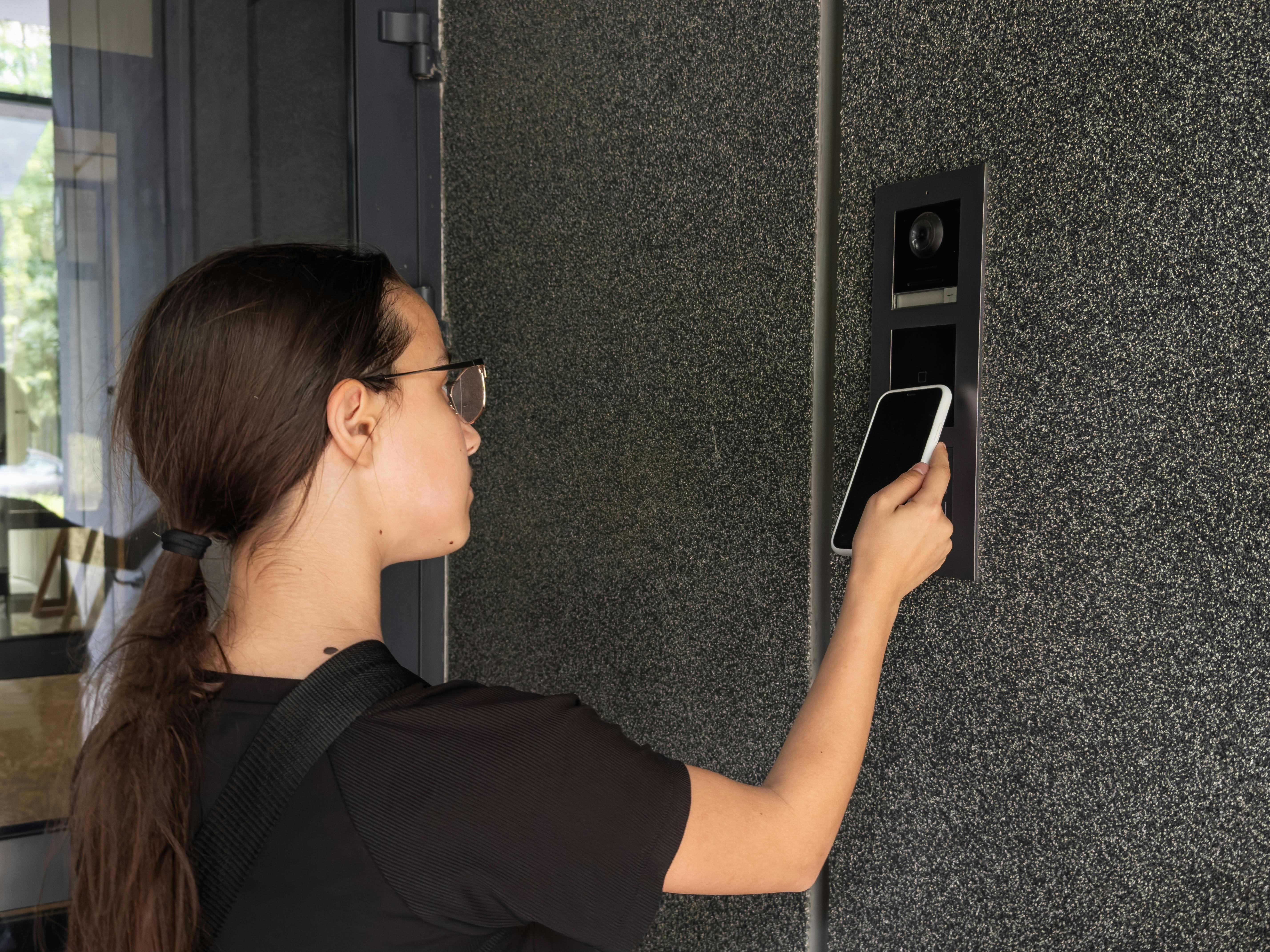 Multifamily property owners are seeking unified platforms that combine smart locks, mobile credentials, cloud management, video, and access control rather than standalone hardware.
